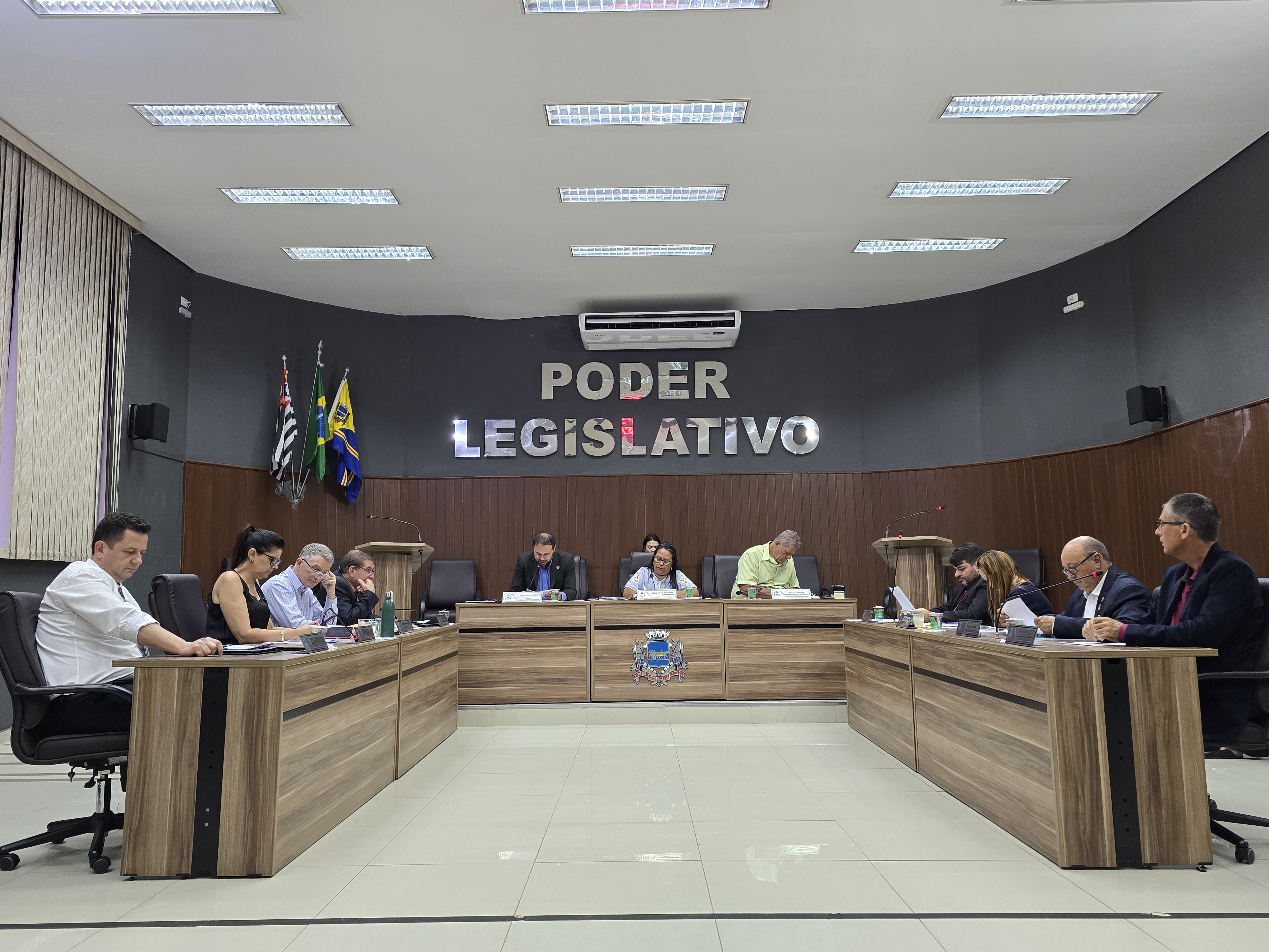 Câmara Municipal realiza a 32ª Sessão Ordinária de 2025