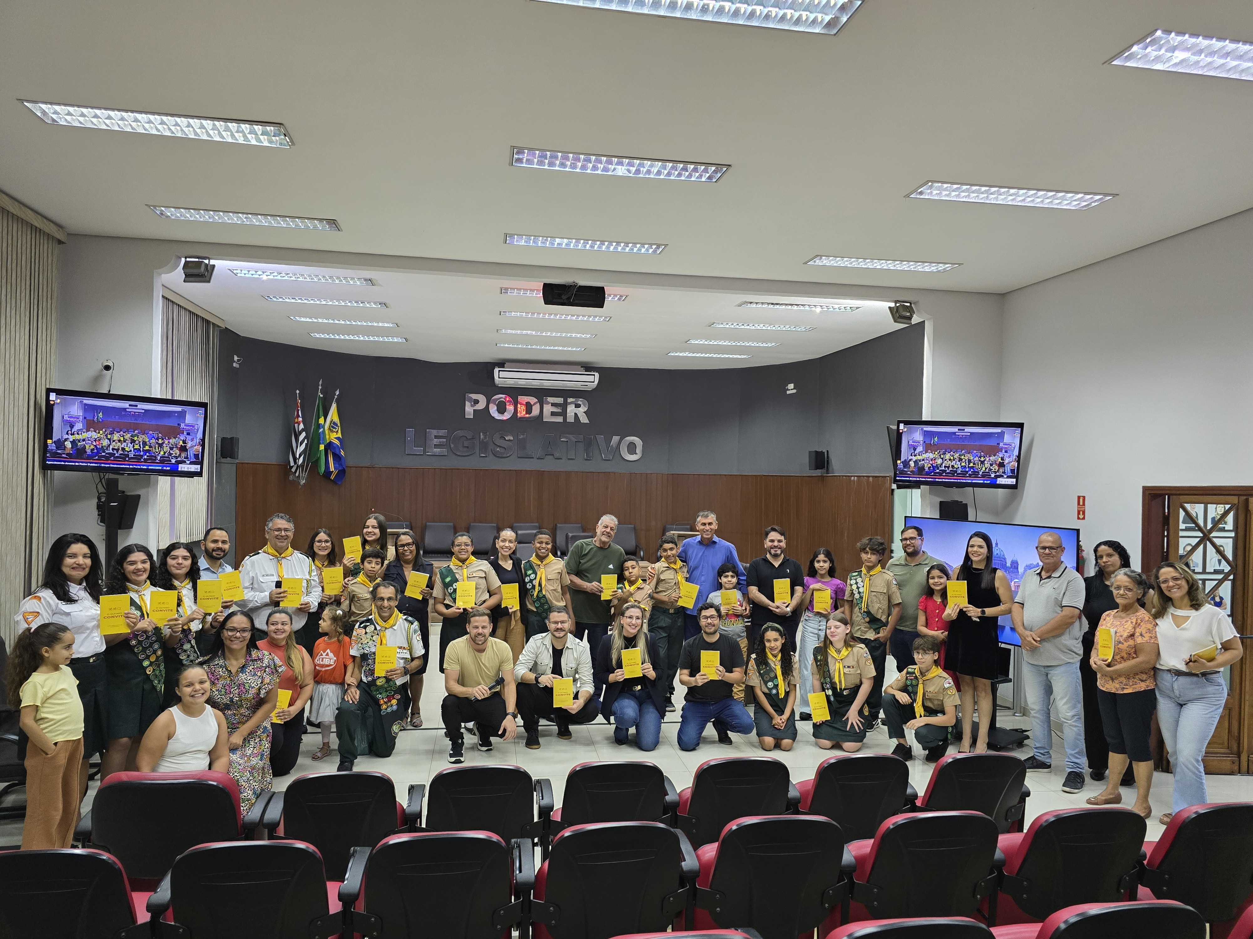 Escola Legislativa Porto-felicense (ELEP) recebe Grupo de Desbravadores na Câmara Municipal em projeto que aproxima jovens do Poder Público